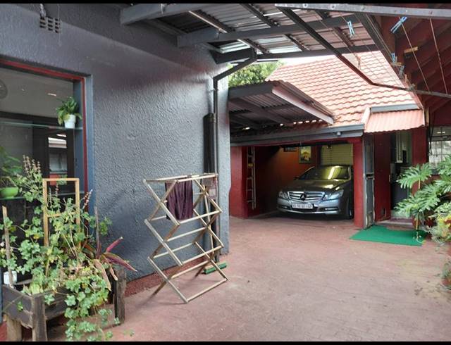 3 BEDROOM HOUSE FOR SALE IN GREYMONT